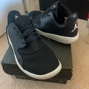 Nike jordan sneakers youth